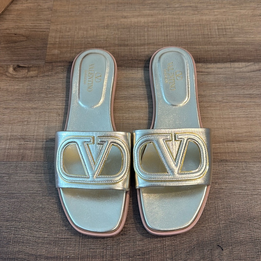 Valentino slides